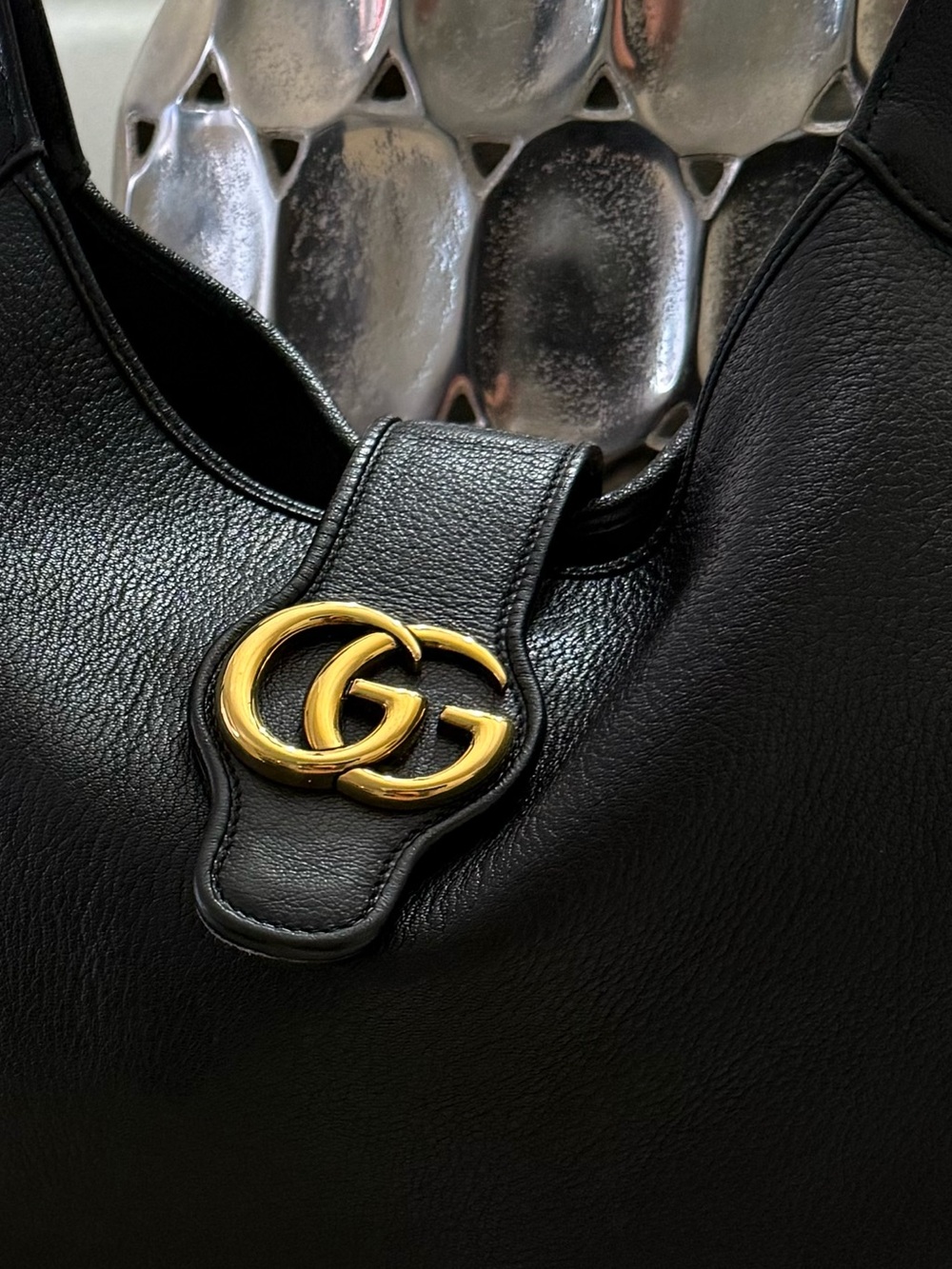 Gucci Black Leather Shoulder Hobo with Gold Double G - Picture 5 of 5
